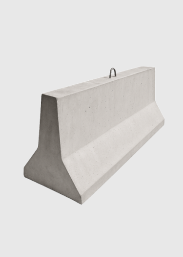 صورة حواجز خرسانيه نيوجيرسي مسلحه مع هوك مقاس 120*100*55 سم